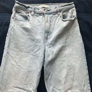 Abercrombie & Fitch Women’s Relaxed Distressed Light Blue Jeans